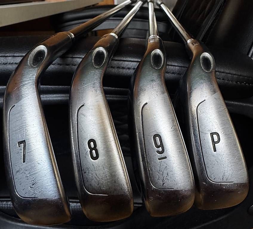 Schläger & Sets: Golfschläger - Callaway Big Bertha B21 Eisen 7-PW – Gebraucht aus Bern von jnsknz