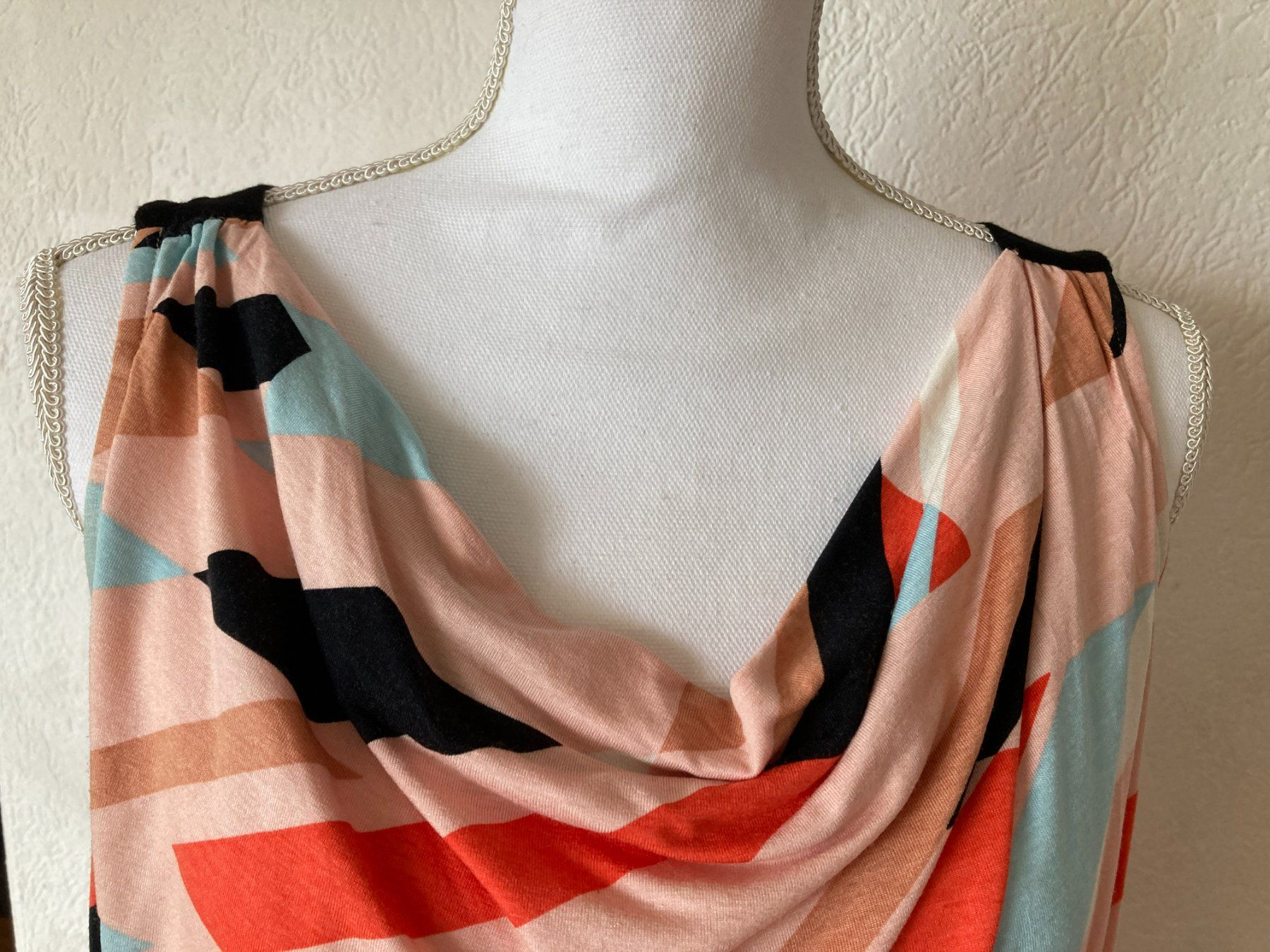 La Redoute Kleider: Sommerliches Kleid mit Muster, Grösse 36/38 – Gebraucht aus Küsnacht ZH von PLZoll 3
