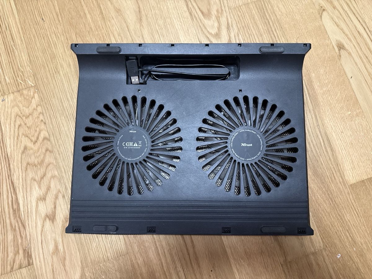 PCs: Trust Laptop Cooling Pad used – D'occasion à Glattbrugg par vis_rsz8 1