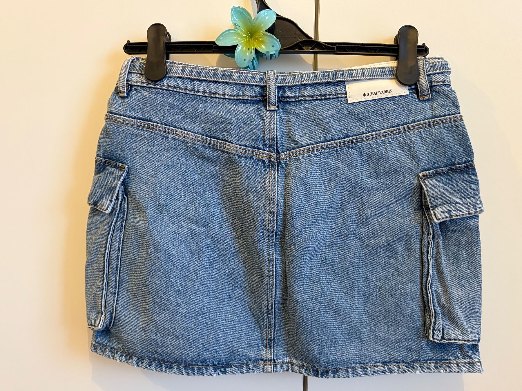 Stradivarius Robes et jupes: Gonna cargo di jeans – D'occasion à S. Vittore par ari_bdr6 1