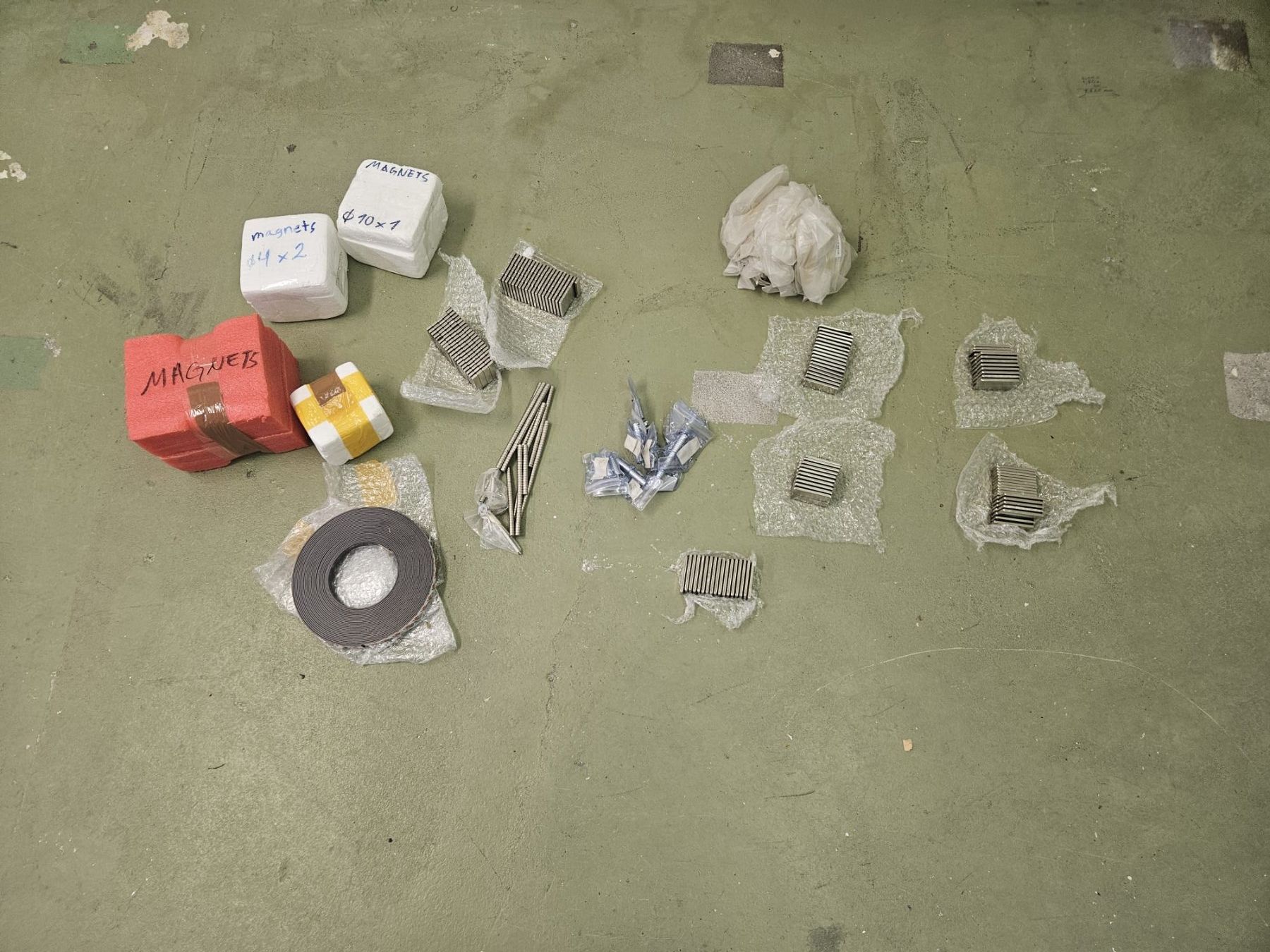 Calamite: Magneten Konvolut – Usato da Winterthur venduto da Moineau_Mechanics