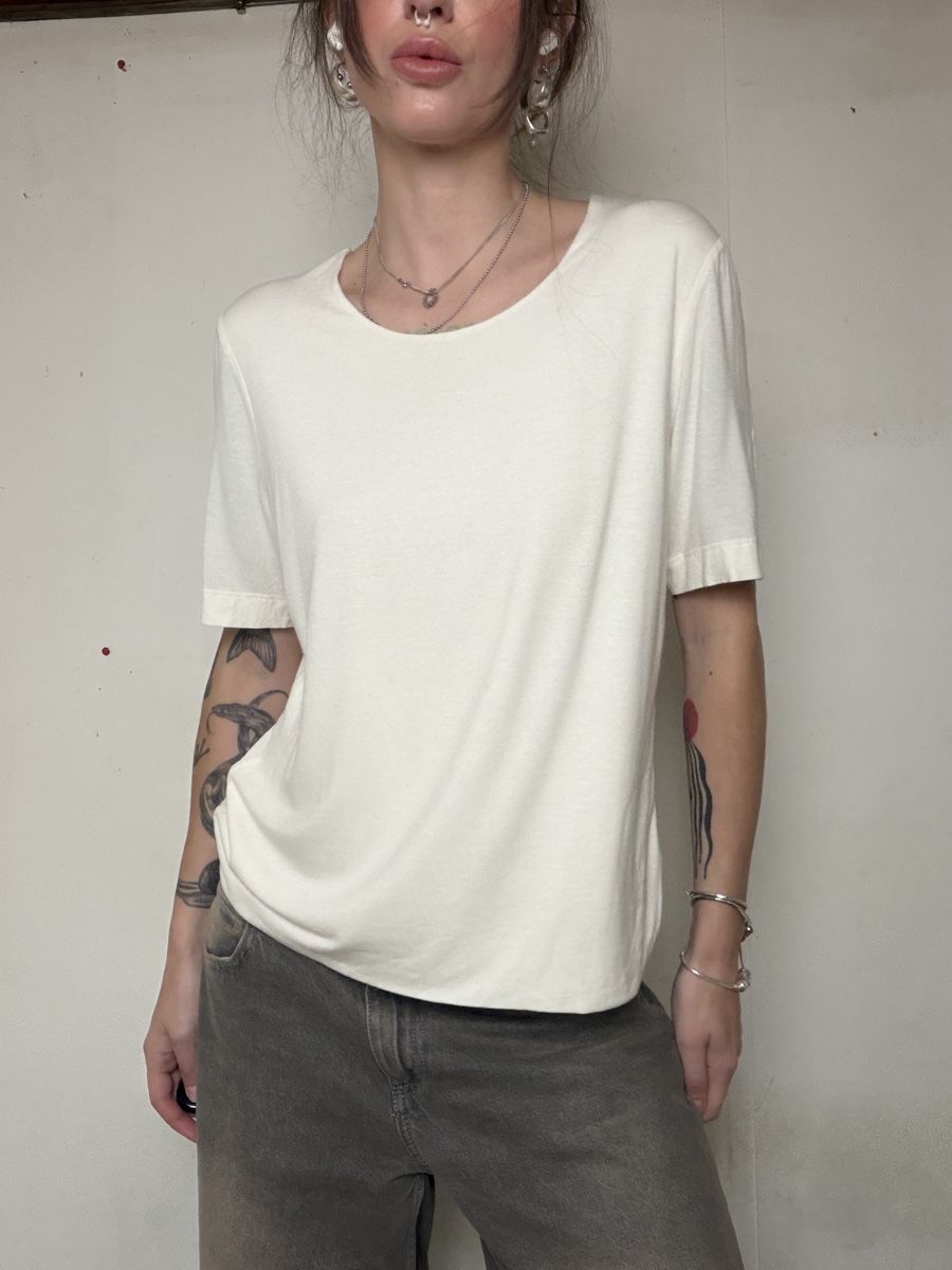 T-shirts: basic boxy T-Shirt Kurzarm Creme Grösse 44/46 – D'occasion à Knonau par Grapesvintage 1