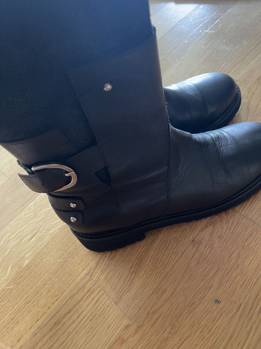 Scarpe da donna: Stiefel Boots aus echtem Lammfell – Nuovo (secondo la descrizione) da Rüschlikon venduto da Lajniii