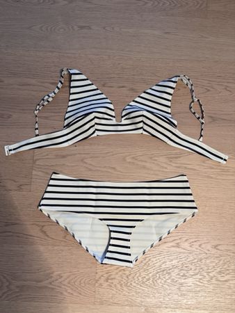 COS Bikini Set, size EUR 40 (M-L), like new condition 