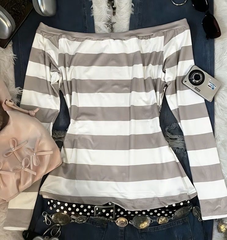 T-shirt: Off-Shoulder-Shirt, gestreift XL – Nuovo (secondo la descrizione) da Oberentfelden venduto da petle78 1