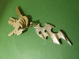 Tribal Schlüsselanhänger Handgesägt
