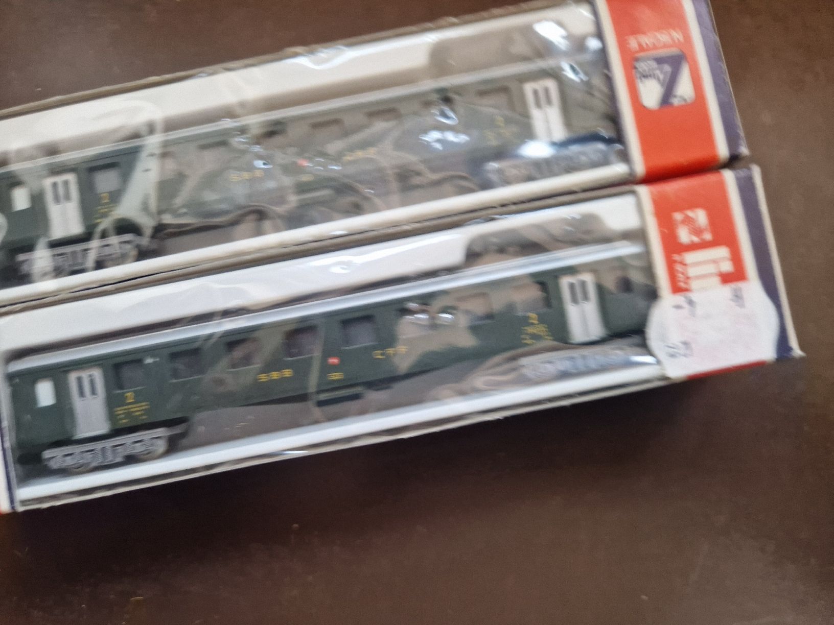 Lima Modellini di ferrovie: 2 wagons voyageurs CFF – Usato da Neuchâtel venduto da allen07