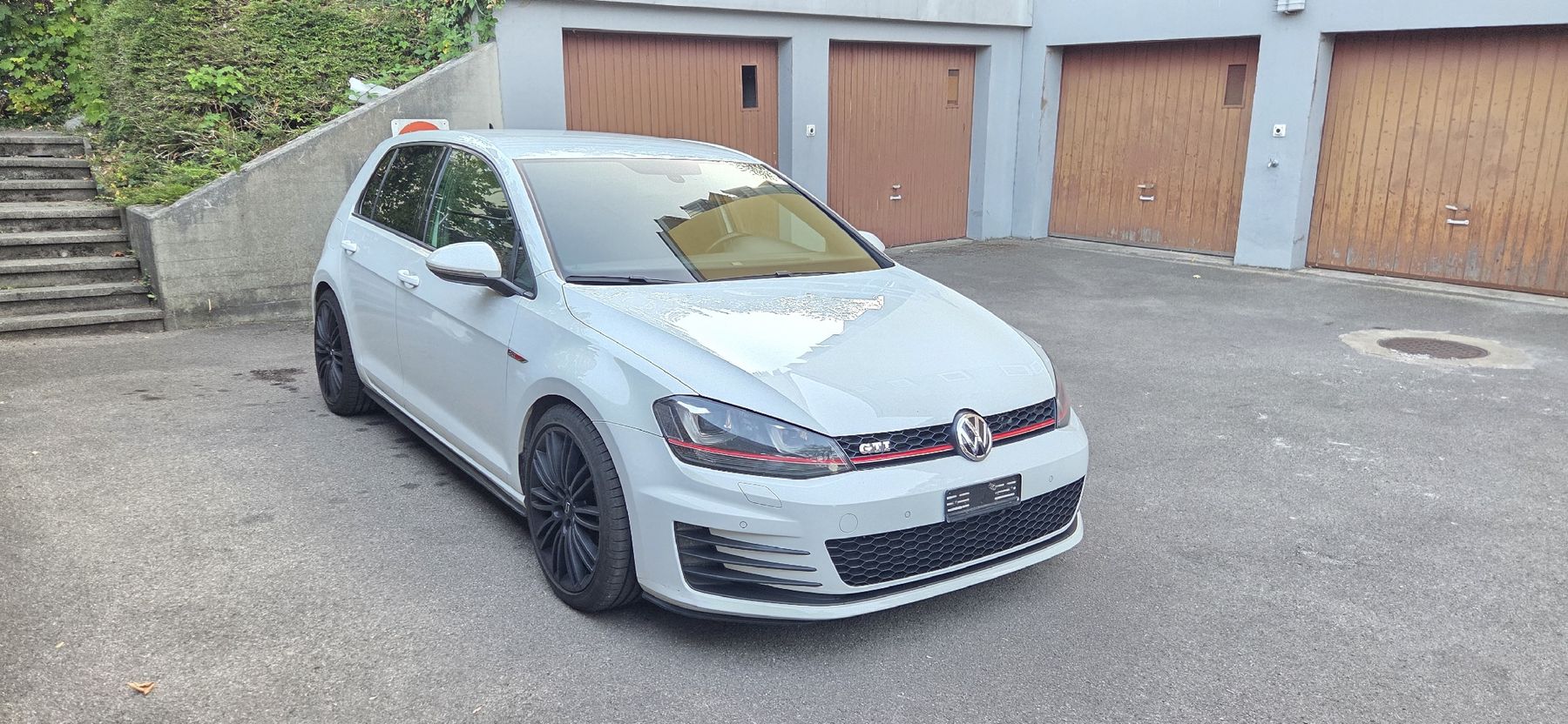 VW Automobili: Golf GTI – Usato da Kreuzlingen venduto da bed_cjf7 1