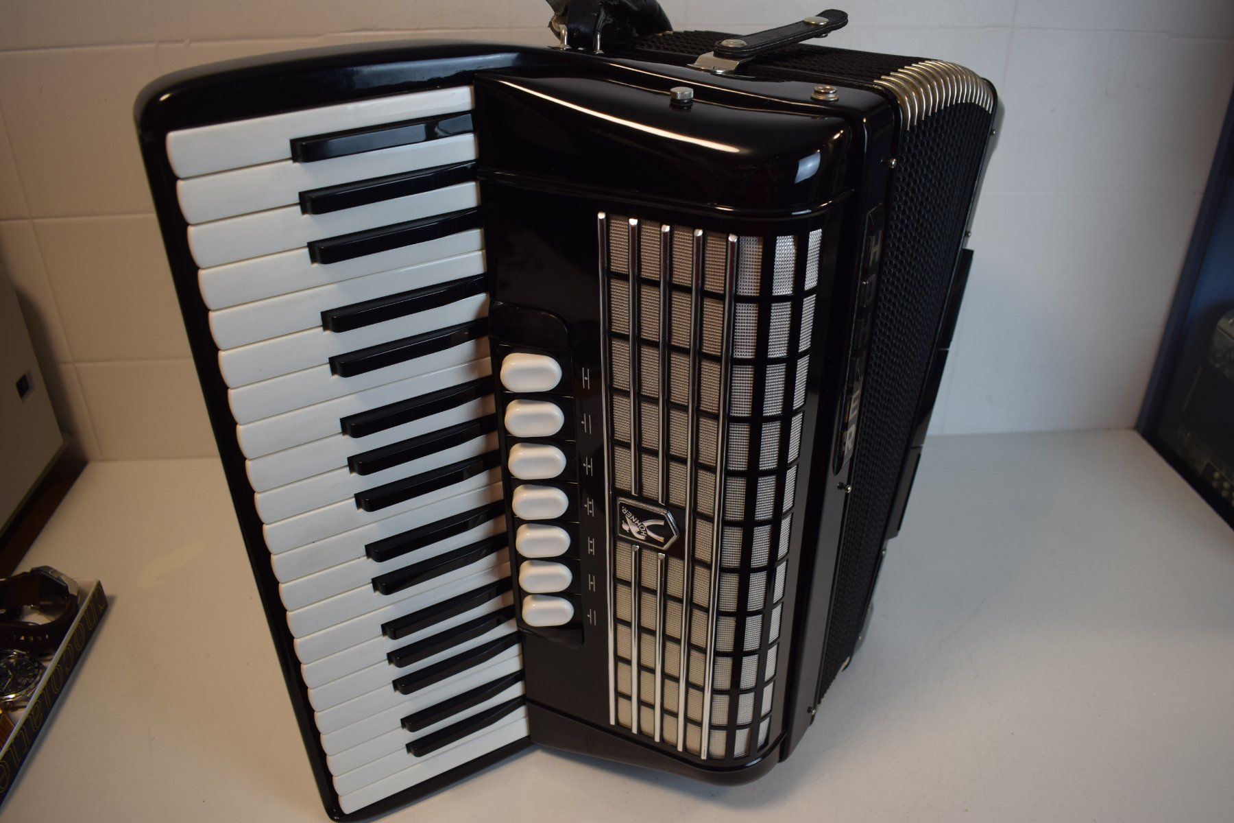 Hohner Musikinstrumente: Akkordeon chromatisch Hohner Tango II S – Gebraucht aus Zürich von baumusik 5