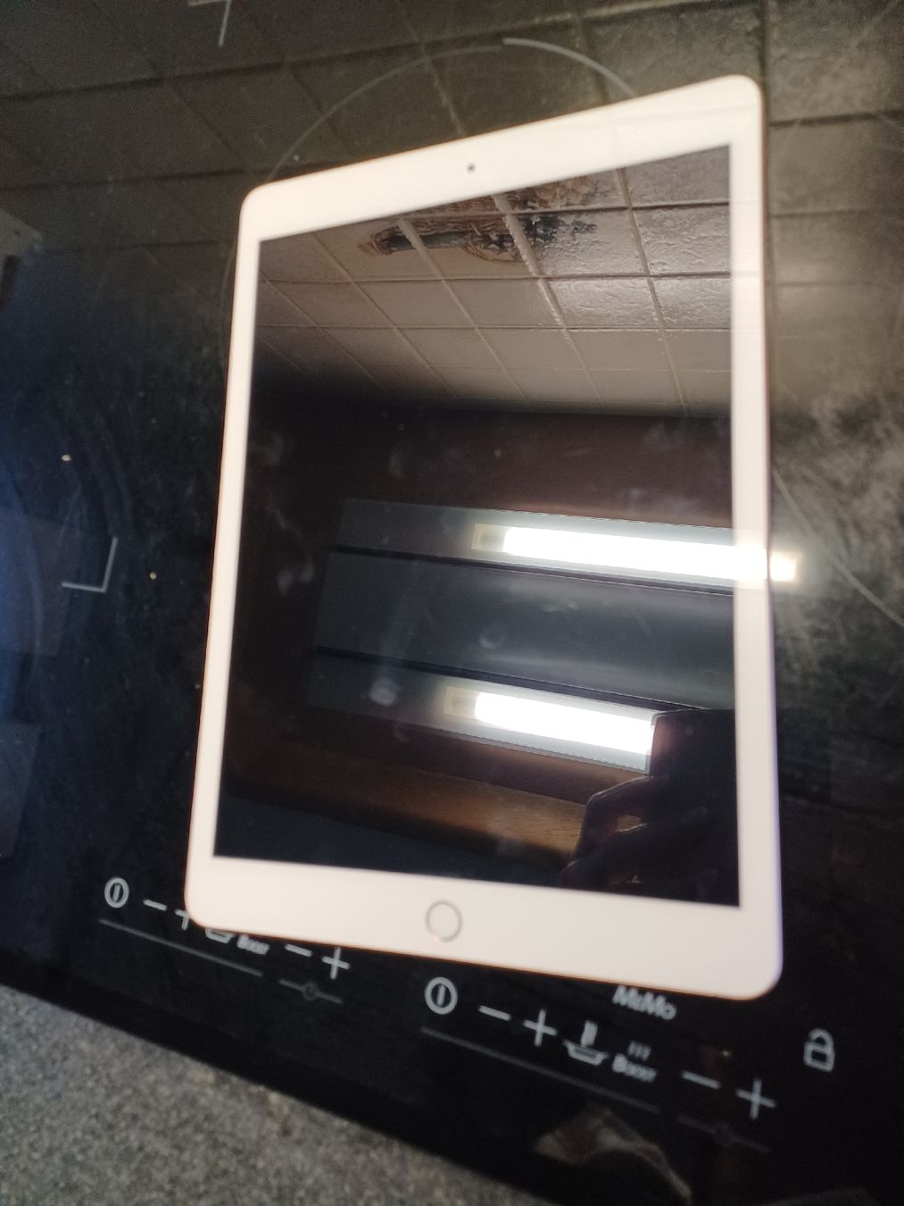 Apple Tablet PC: ipad 8 - icloud bloqué – Defekt aus Servion von josephine22 5
