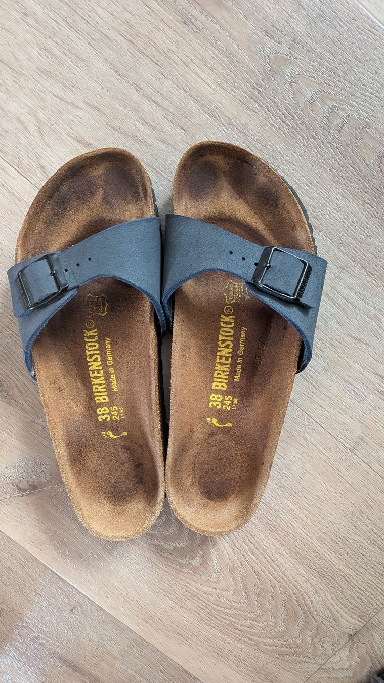 Birkenstock Chaussures femmes: Birkenstock taille 38 – D'occasion à Bulle par myerly