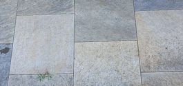 Terrassenplatten, geschnitten vermutl. Feinsteinzeug
