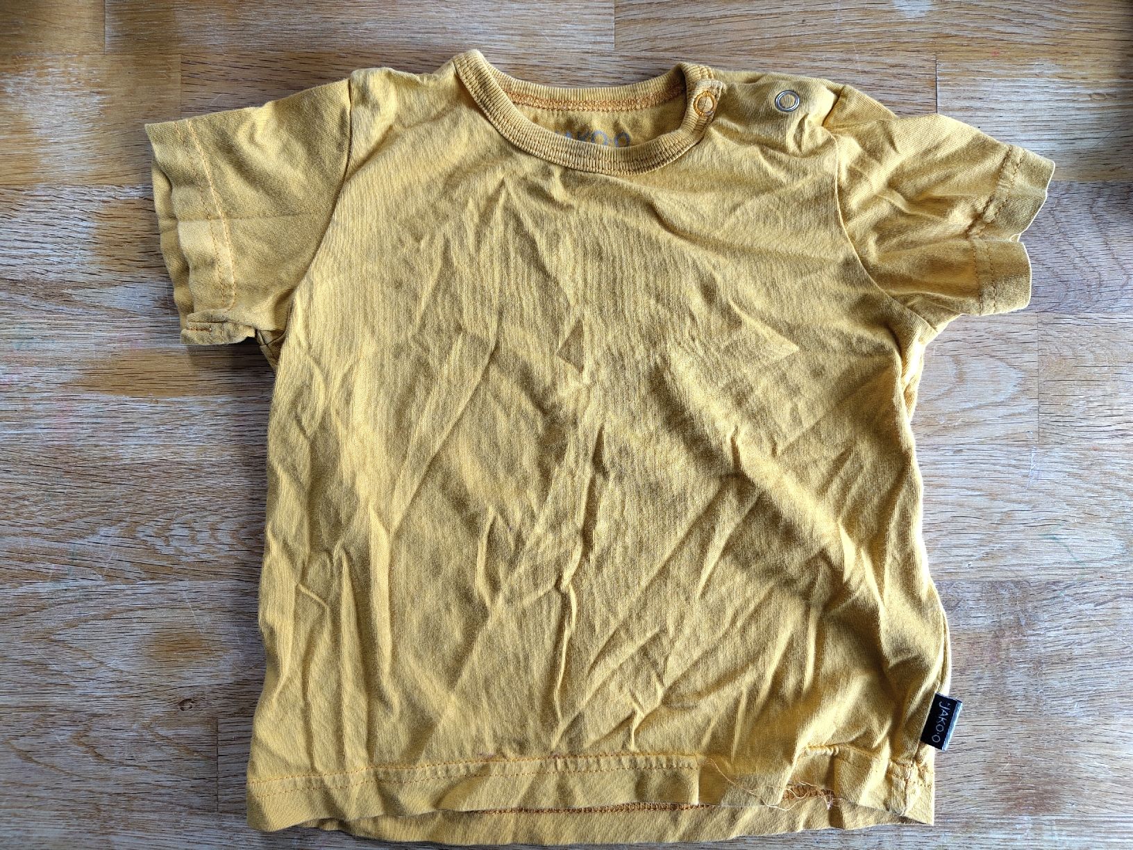 T-shirt: Zwei schöne Tshirts – Usato da Solothurn venduto da sam9129 1