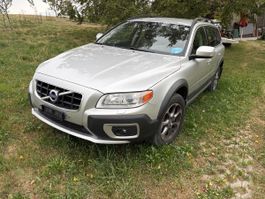 Volvo XC70 D5 AWD in Top Zustand