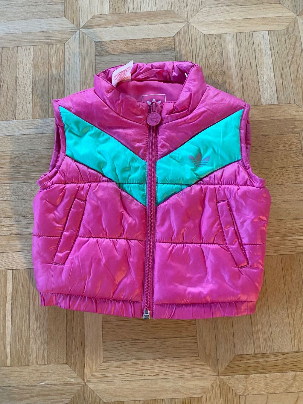 Sonstige Mädchenkleider: Adidas Weste pink Groesse 62 – Gebraucht aus Vilters von Zwaergli13