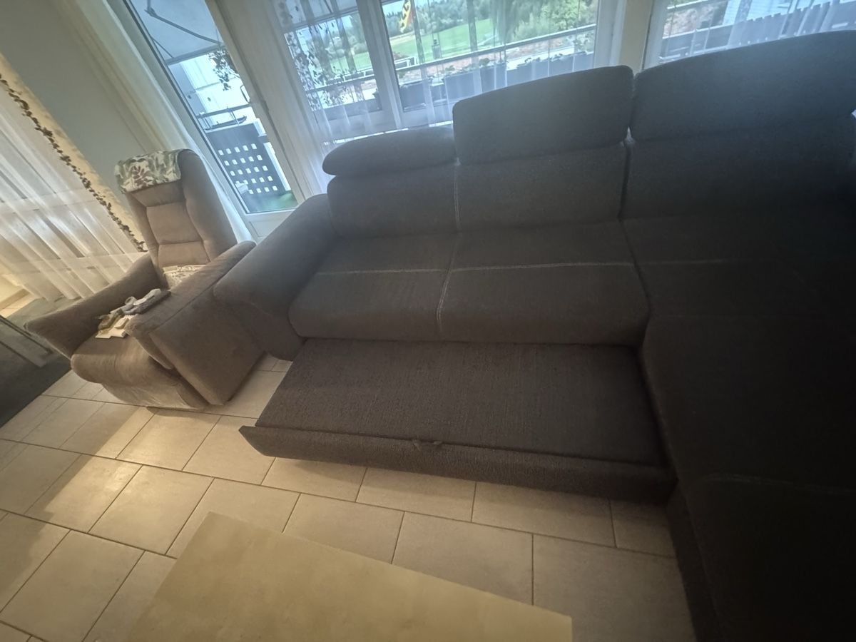 Conforama Divani: Grosses Sofa mit Schlaffunktion – Usato da Gwatt (Thun) venduto da mumili 3
