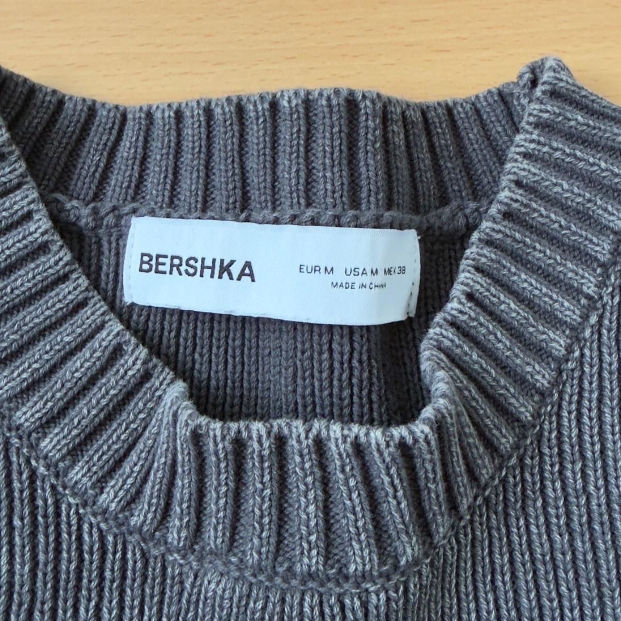 Bershka Pulls & Sweat-shirts: Bershka Strickpullover Grau – D'occasion à Solothurn par boni03 1