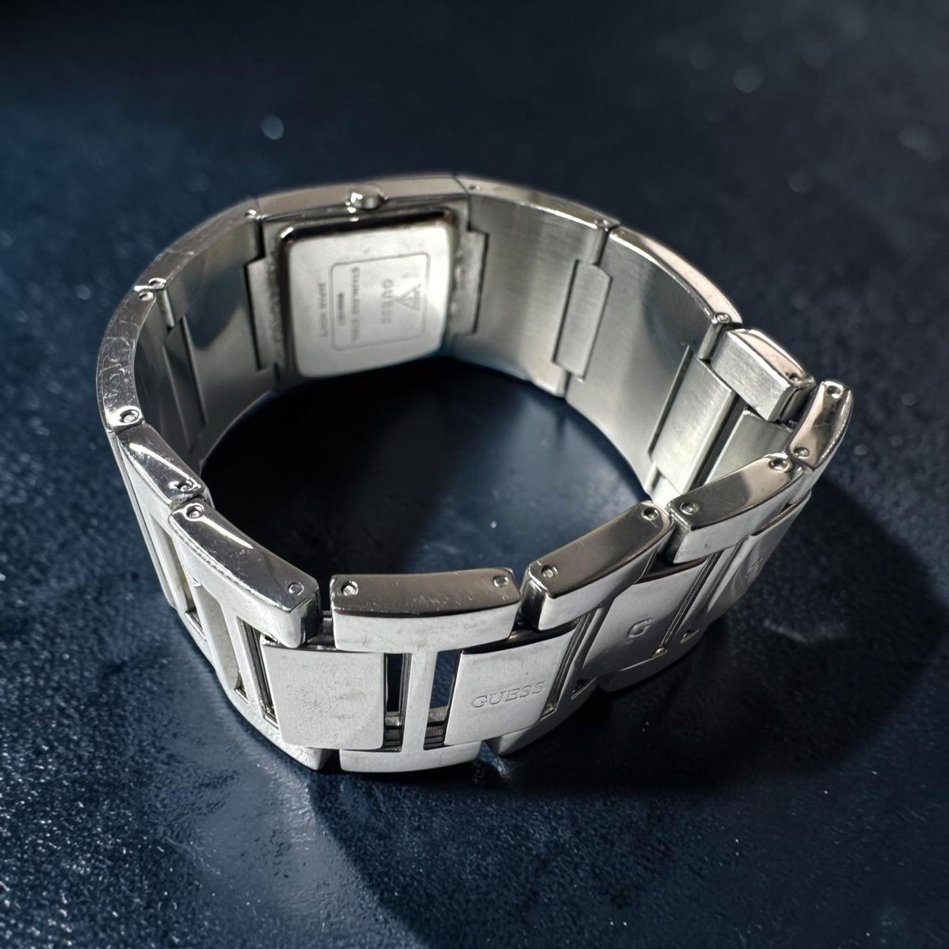 Guess Orologi: Guess Zebra Damenuhr – Usato da Basel venduto da mkz_859r 1