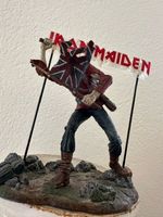 IRON MAIDEN THE TROOPER ACTIONS FIGUR