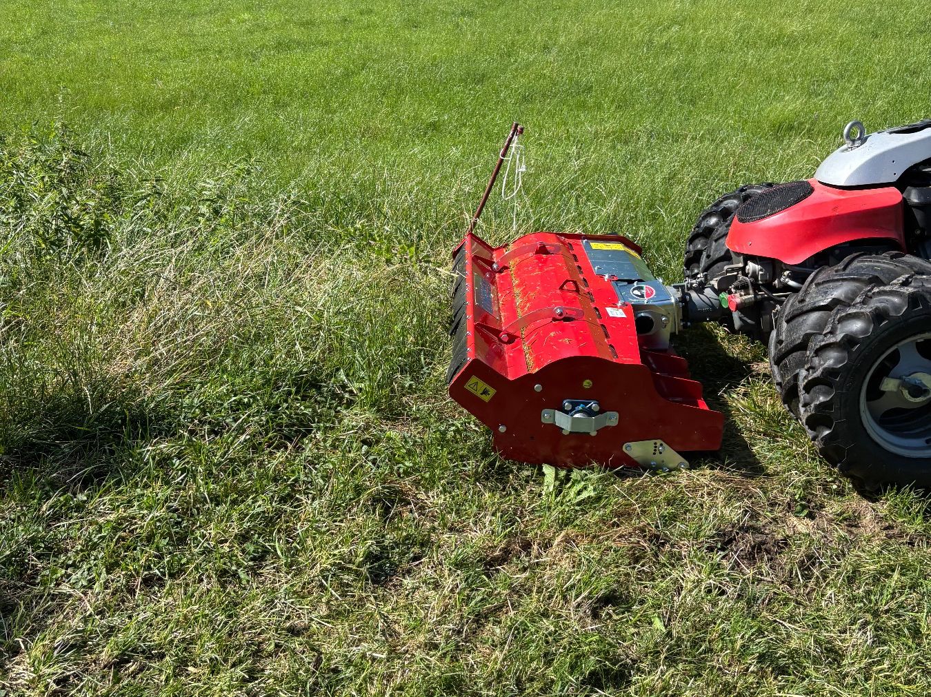 Aebi Tutte le macchine: Mulcher 1.3 m MIETEN passend zu Rapid oder Aebi – Usato da Kastanienbaum venduto da acapulco 2