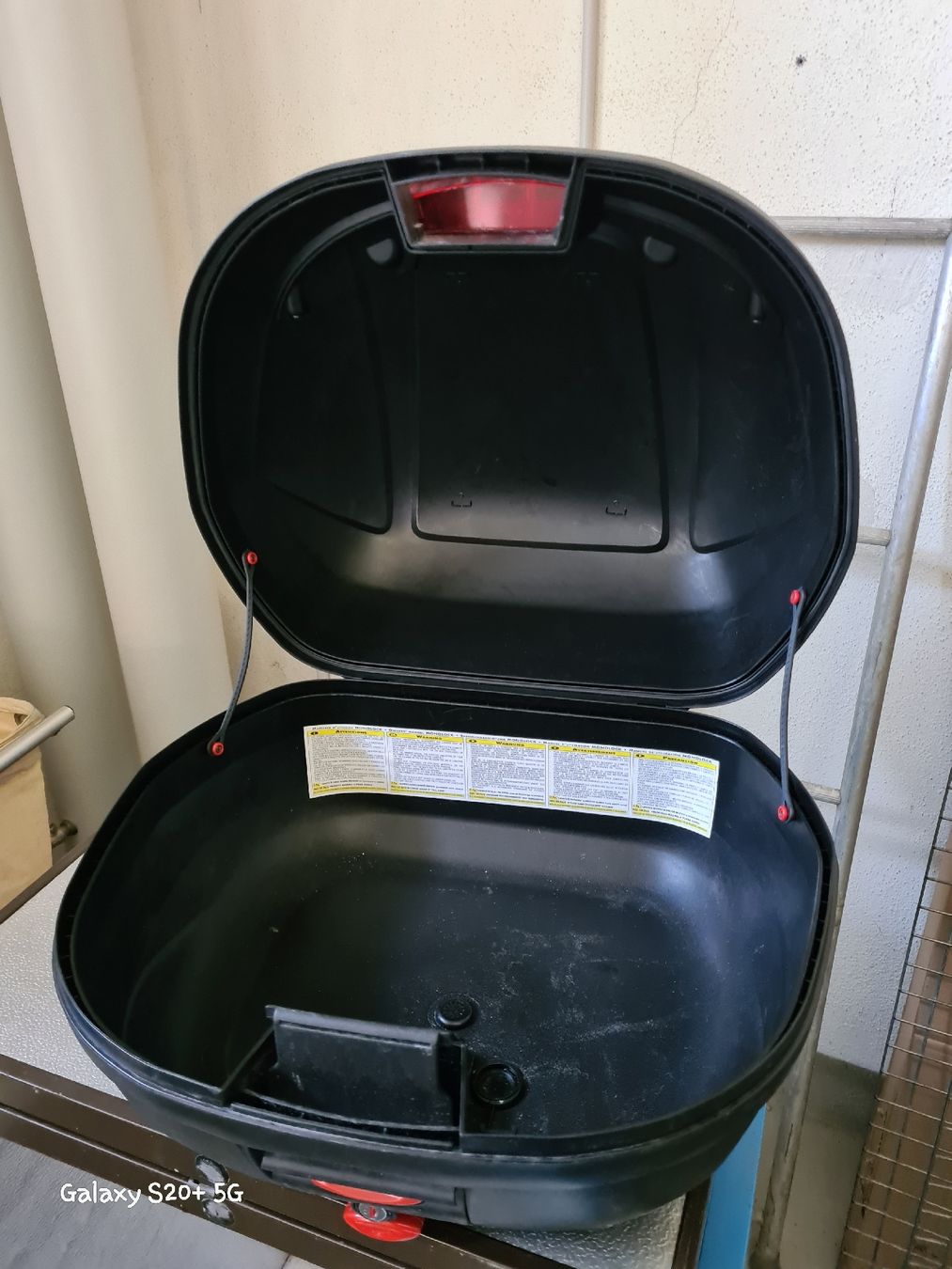 Givi Topcase: Givi Box – Gebraucht aus Widnau von Ostwind23 1
