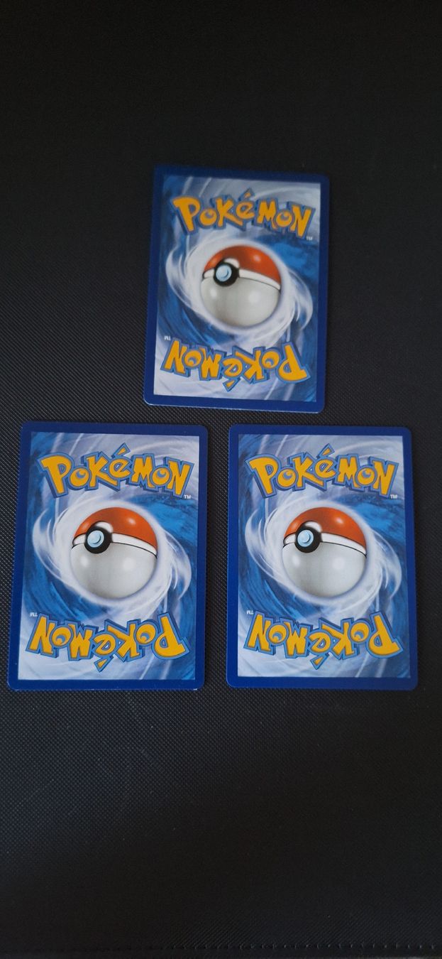 Cartoline: Pokemom Celebrations Pickachu Bundle – Nuovo (secondo la descrizione) da Riehen venduto da rah_rr6c 2