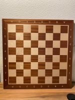 Echiquier en bois (48 cm sur 48 cm)