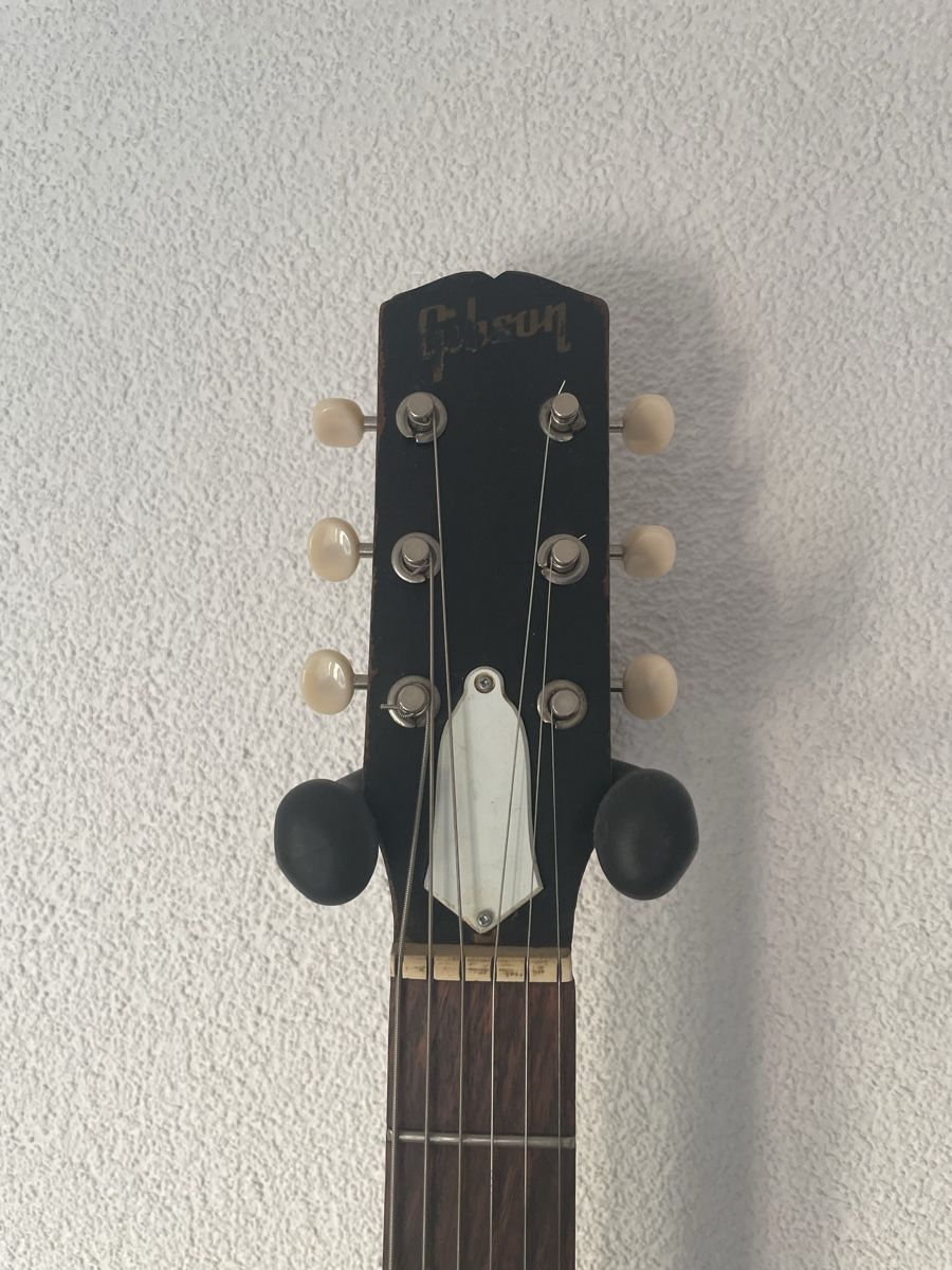 Gibson Musikinstrumente: 1965 Gibson Melody Maker mit Bigsby – Gebraucht aus Ostermundigen von sedated.saurer 2