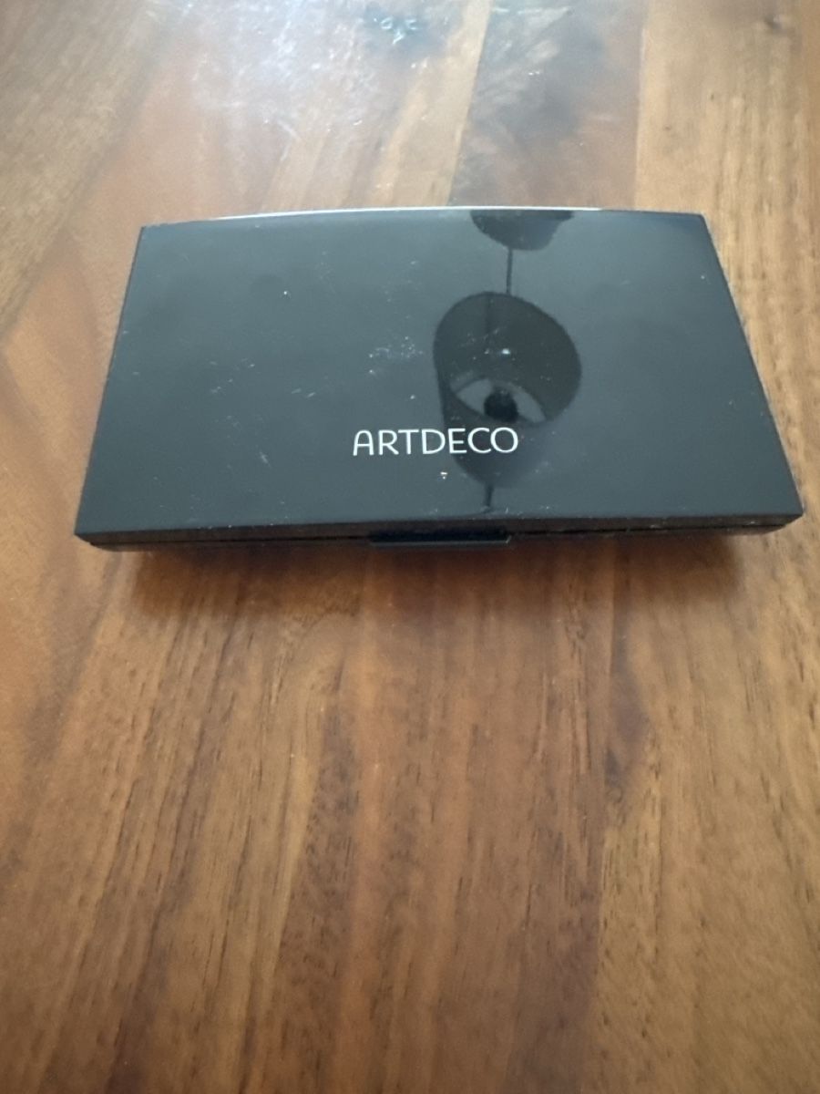 Artdeco Make-up: Artdeco Magnetbox – Usato da Unterseen venduto da Zurbi