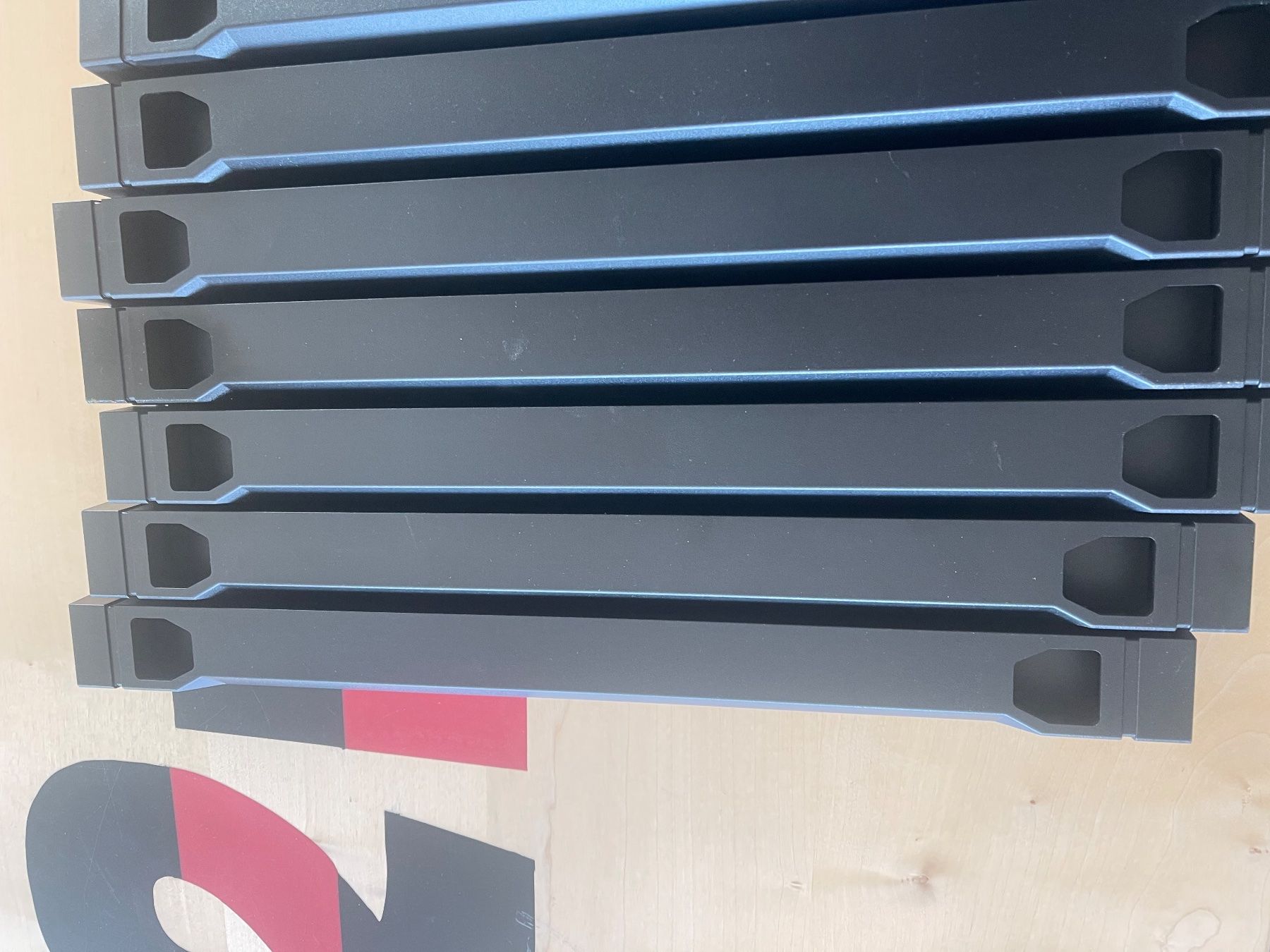Racks & Cavalletti: Rack Abdeckung 15 Stk – Usato da Wängi venduto da Bmo 1