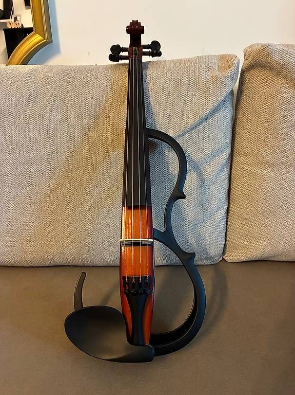 Musikinstrumente: Violon silent Yamaha SV-250 BR – Gebraucht aus Le Grand-Saconnex von Jacoline