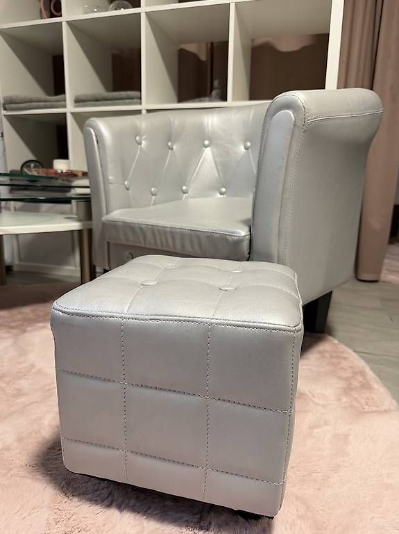 Sessel: Chesterfield-Sessel – Gebraucht aus Wilen b. Wil von Valerx 2