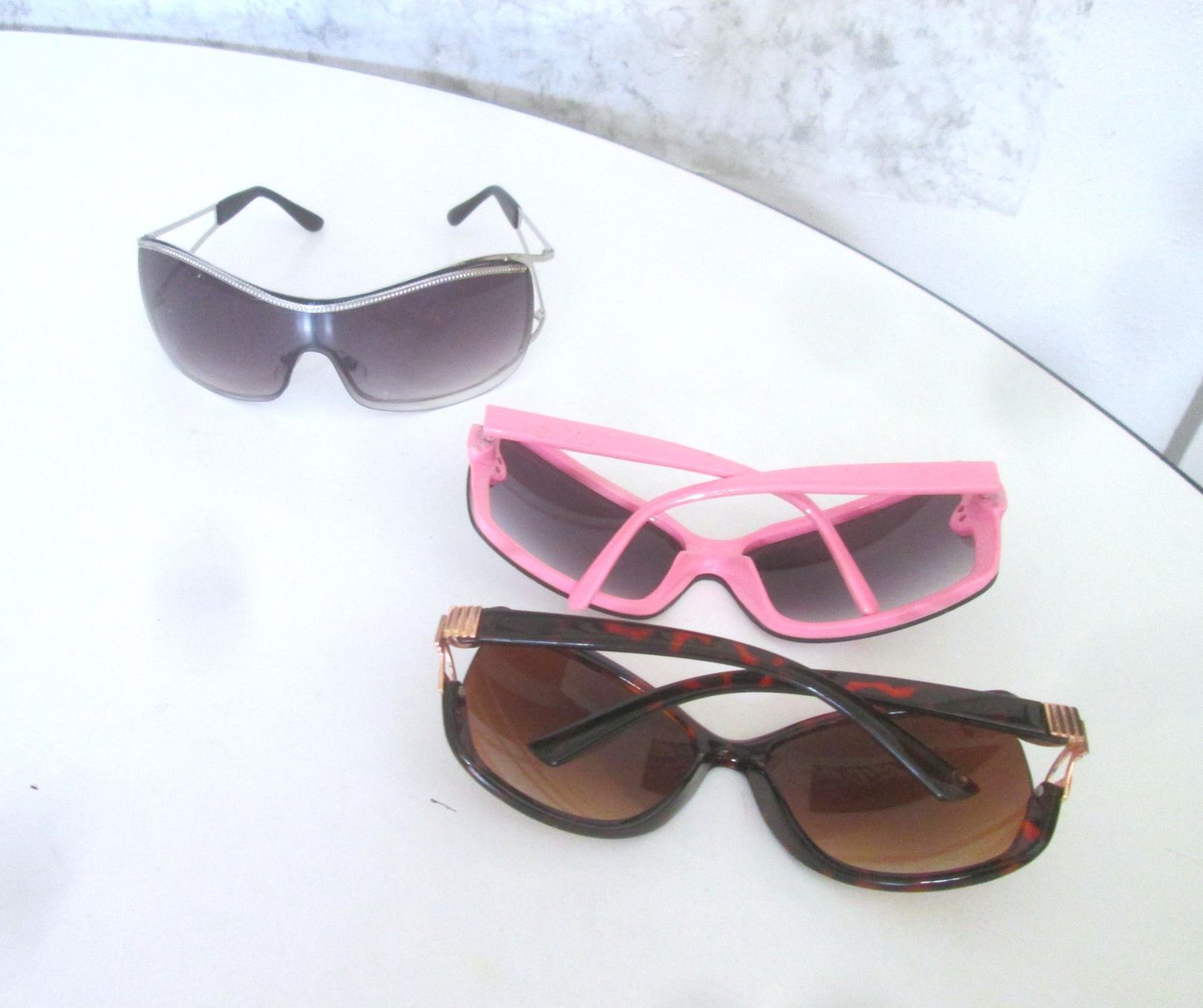 Lunettes & Verres: 3 Sonnenbrillen – D'occasion à Sementina par babucia 2