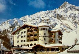 SAMNAUN Hotel Chasa Montana, Familie Zegg