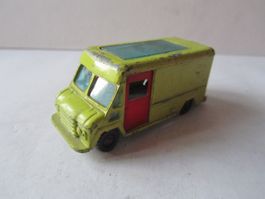 Commer Walk-Thru Van, Husky