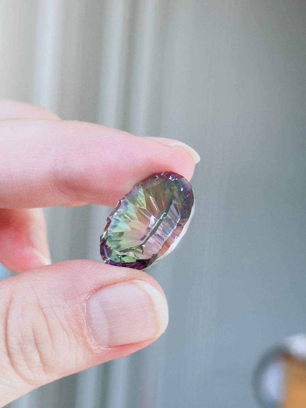 Pietre preziose: 28.30 Ct Multi-Color Rainbow Certified – Nuovo e nell'imballaggio originale da Genève venduto da AWWA 5