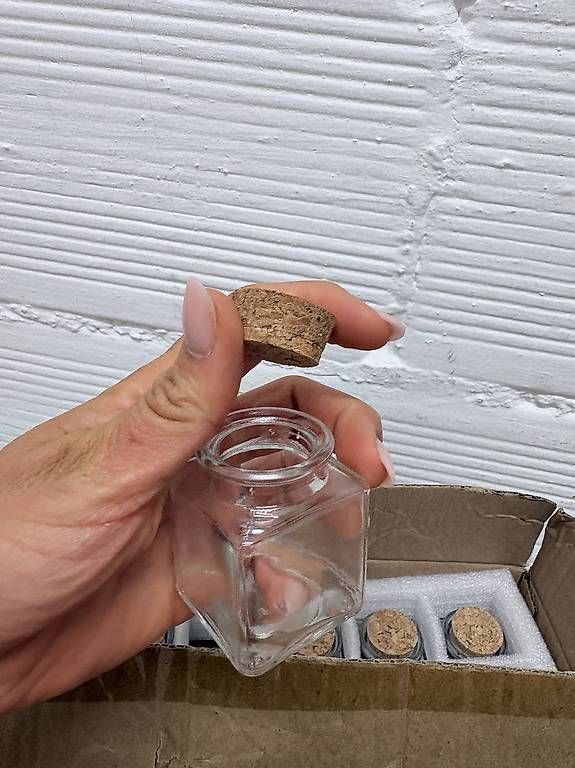 Vasi & Recipienti: Vase in Glas mit Korckendeckel – Usato da Glarus venduto da mgi0811 1
