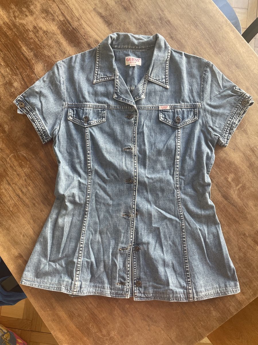 Guess Blusen: Denim Bluse Guess – Gebraucht aus Zürich von nina.knb