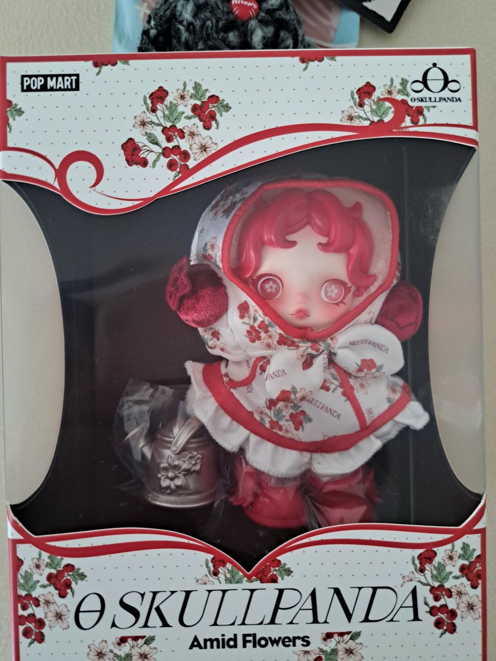 Pop Mart Statuette: Pop Mart Dear Birds Hirono & Skullpanda Amid Flowers – Nuovo (secondo la descrizione) da Wil SG venduto da RnBFlavoursDarling 1