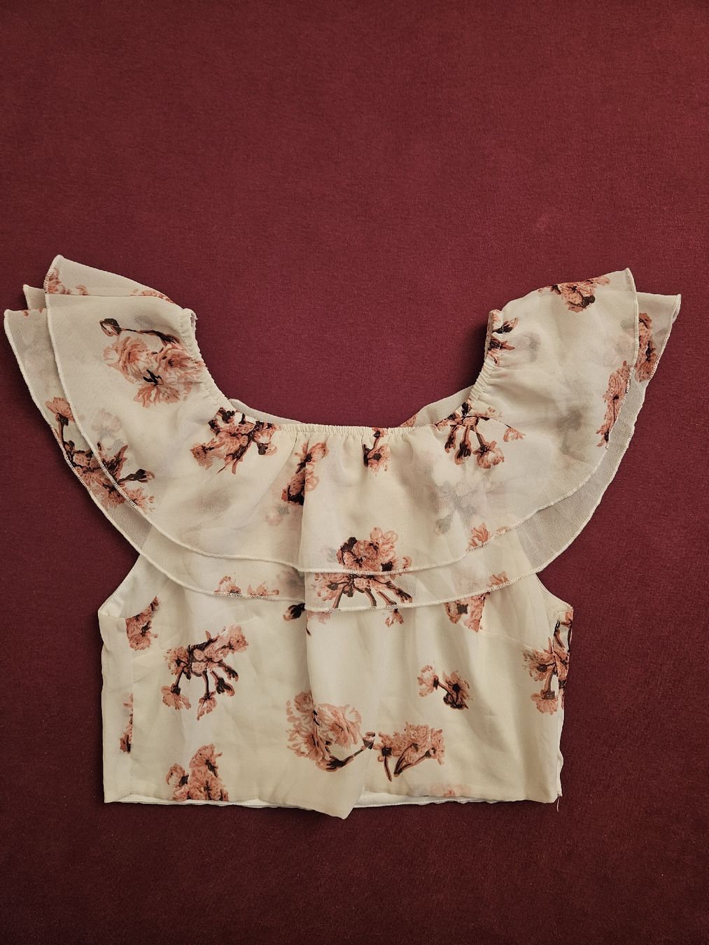 Top: Floral Ruffle Crop ! size XL – Usato da Basel venduto da yat_r699