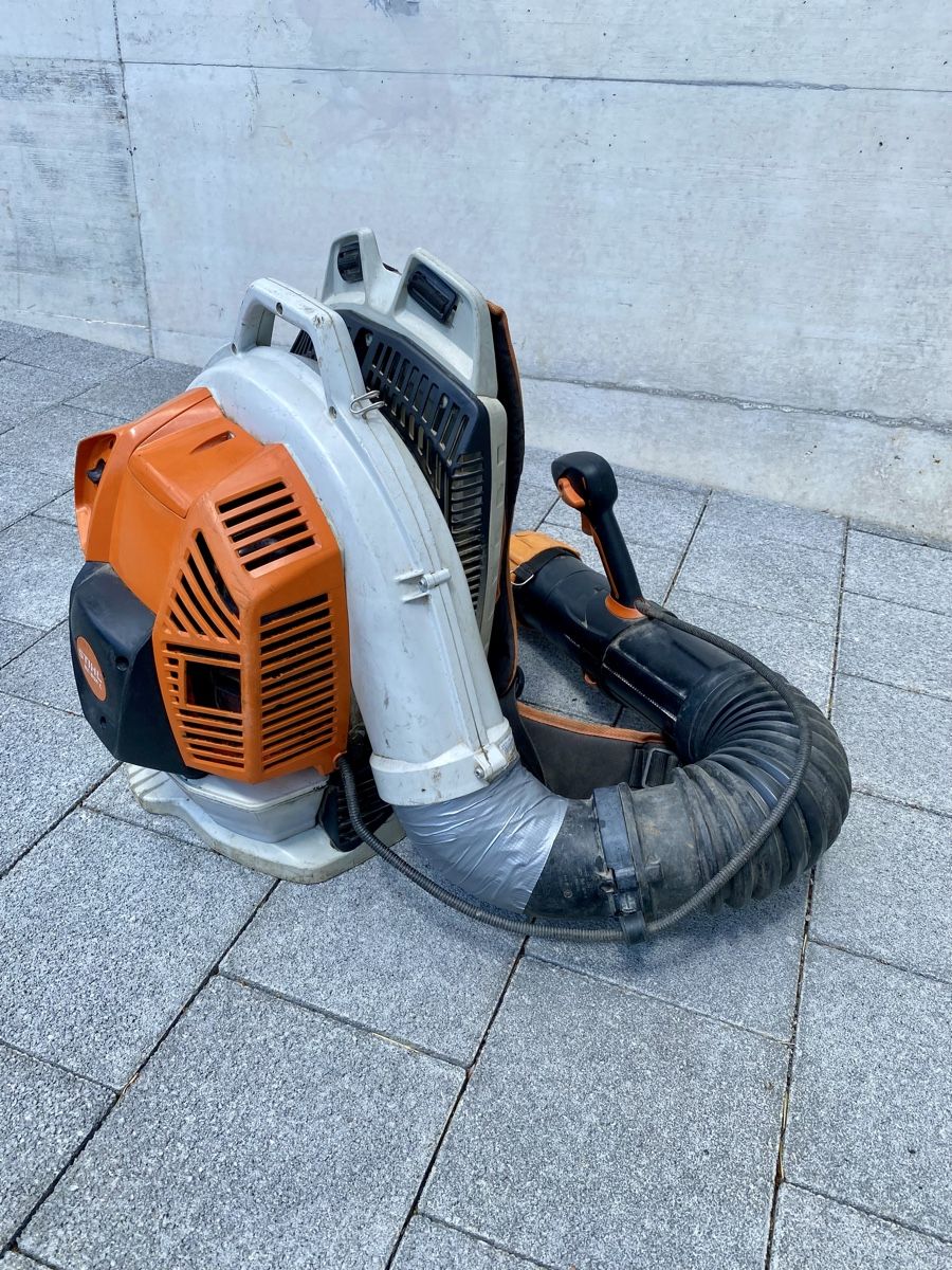 Stihl Aspirateurs & souffleurs à feuilles: Stihl BR800C Laubbläser – D'occasion à Seeberg par schwarz86 2