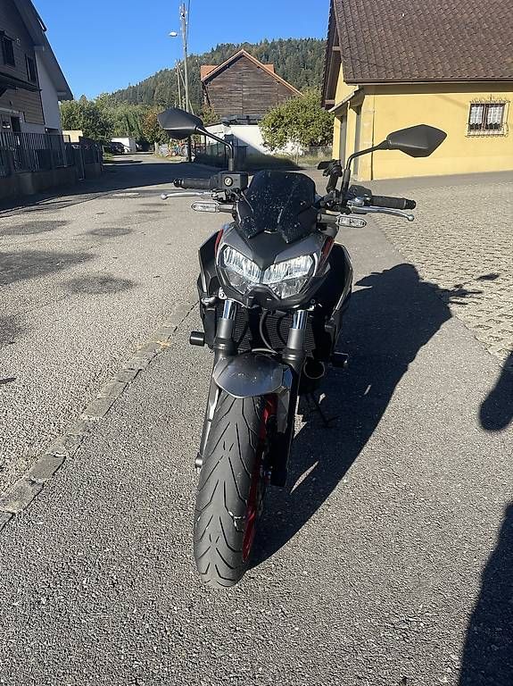 Strada: Kawasaki Z650 – Usato da Cortébert venduto da Caryl29 1
