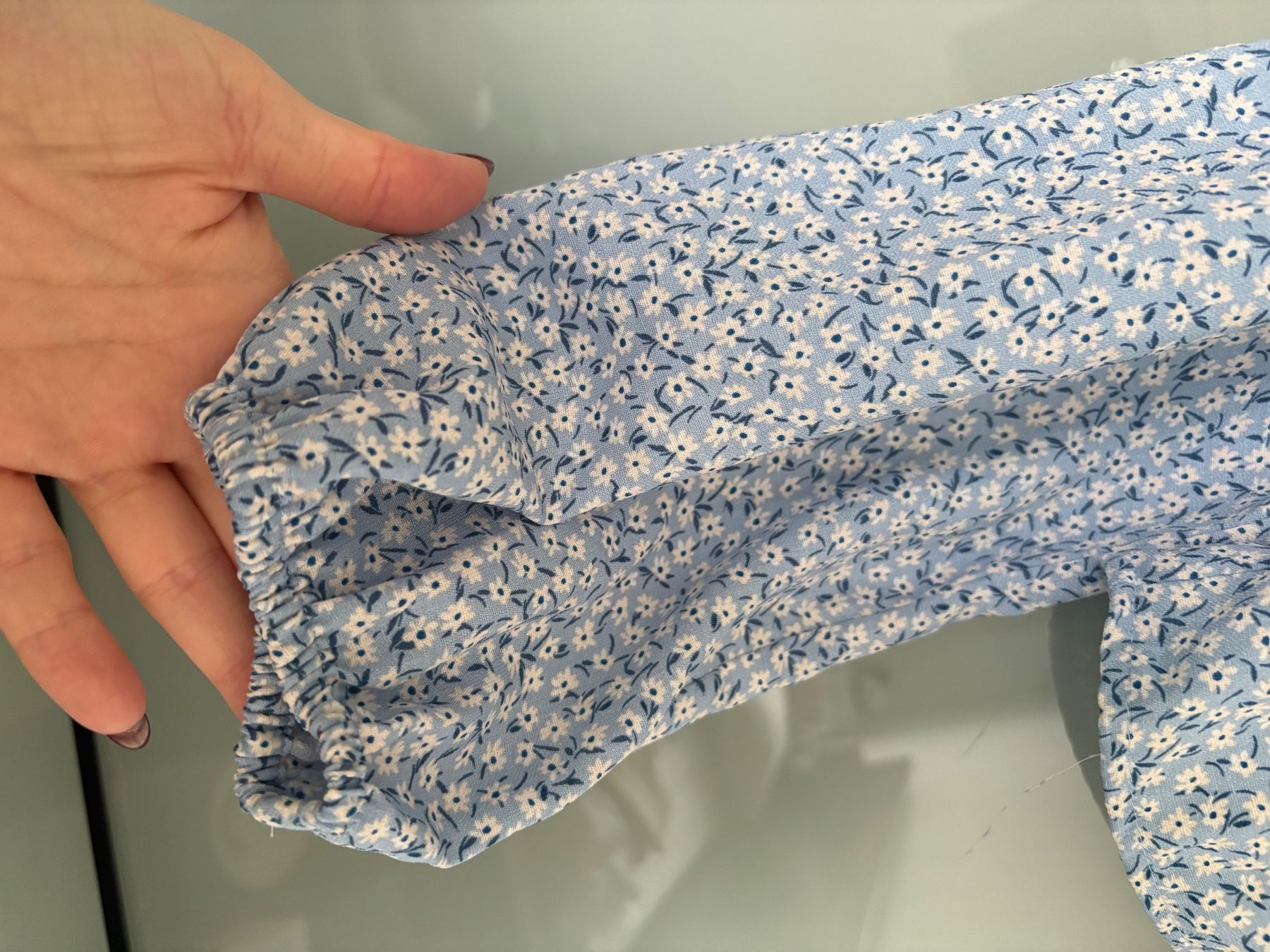 H&M Camicette: Bluse mit Blumenmuster, neuwertig - Grösse S – Usato da Rümlang venduto da Jenni.21 4