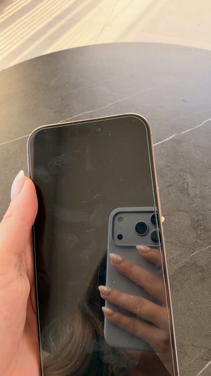 Apple Telefoni cellulari / Smartphones: iPhone 16 pro max sandstorm 512gb – Usato da Zürich venduto da ali_nf7p 2