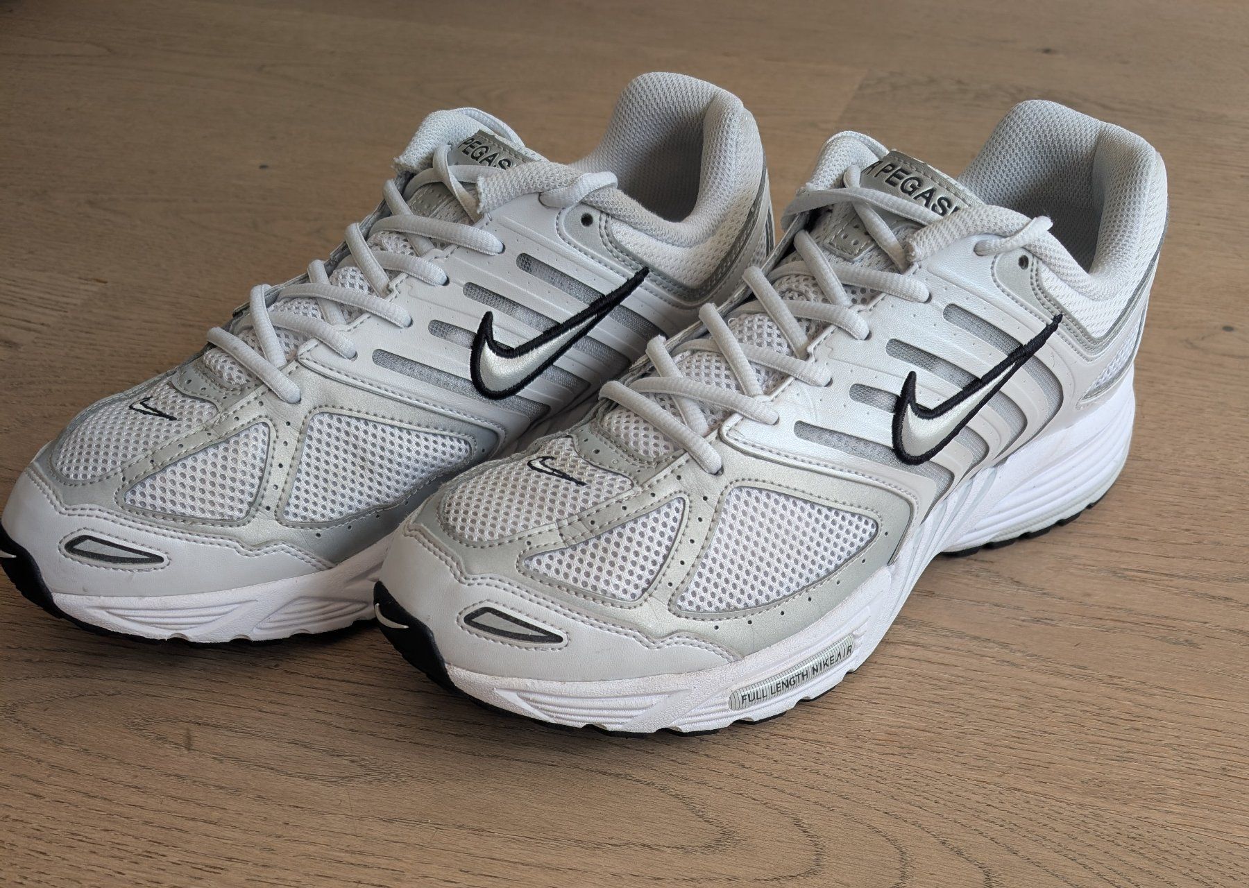 Nike Scarpe da uomo: Nike Air Pegasus 2005, Summit White, Grösse 47 – Usato da Winterthur venduto da nie_wy5y