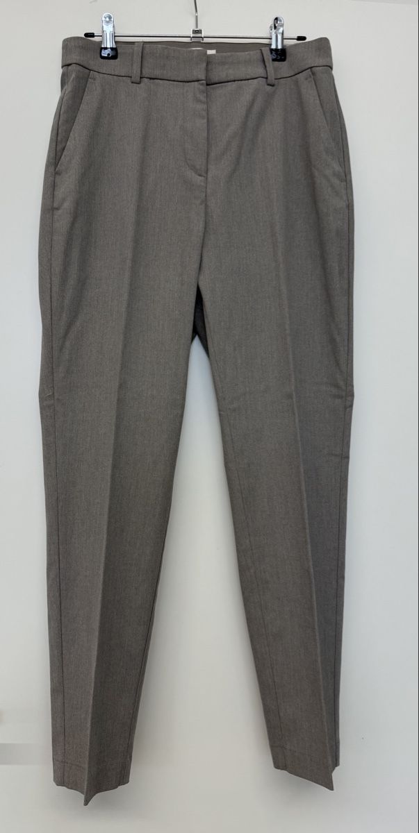 H&M Hosen: Chinohose Damen grau – Gebraucht aus Stäfa von alyssa.bgl 1