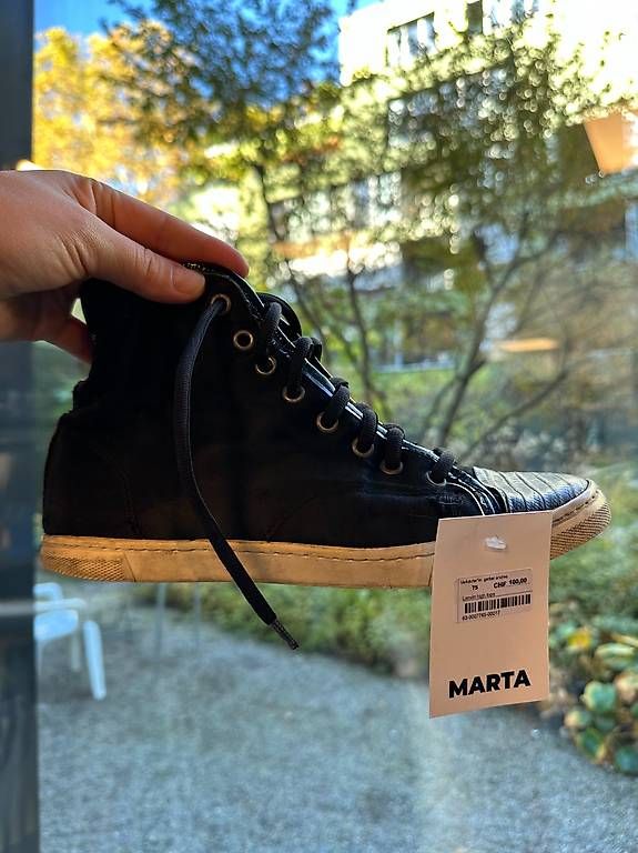 Damenschuhe: Lanvin Black Satin High Tops – Gebraucht aus Zürich von andreagerber23 1