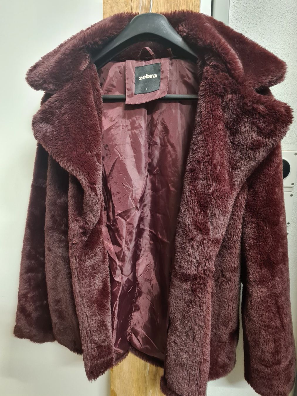 Zebra Giacche: ZEBRA Damen Ausgangs Jacke synthetisch, Gr.L – Usato da Amriswil venduto da used2use 1