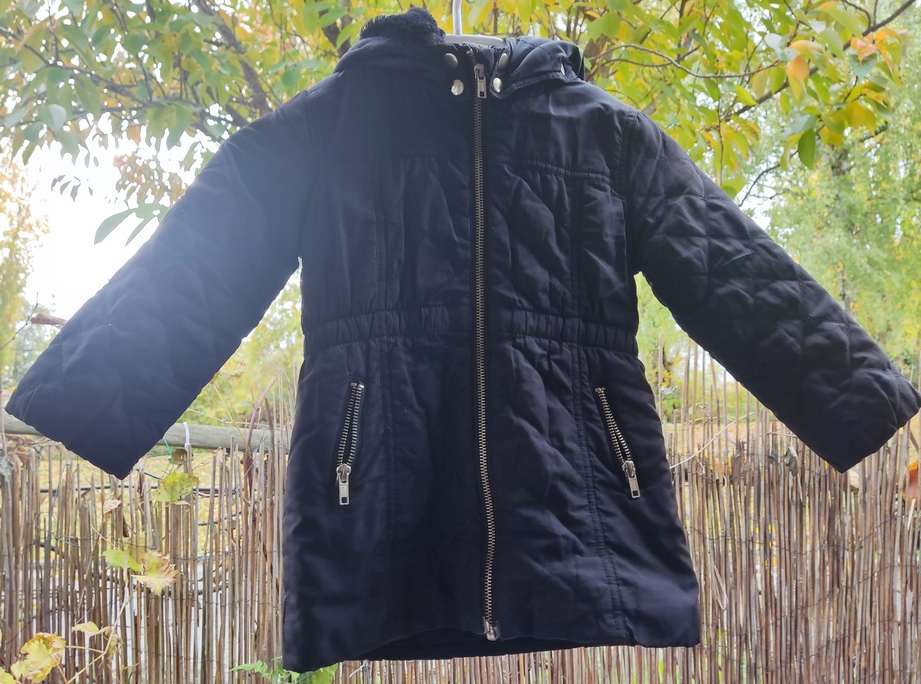 H&M Vestes & Manteaux: H&M Daunenjacke Gr. 98 und 110 – D'occasion à Biel/Bienne par AnikaNah 4