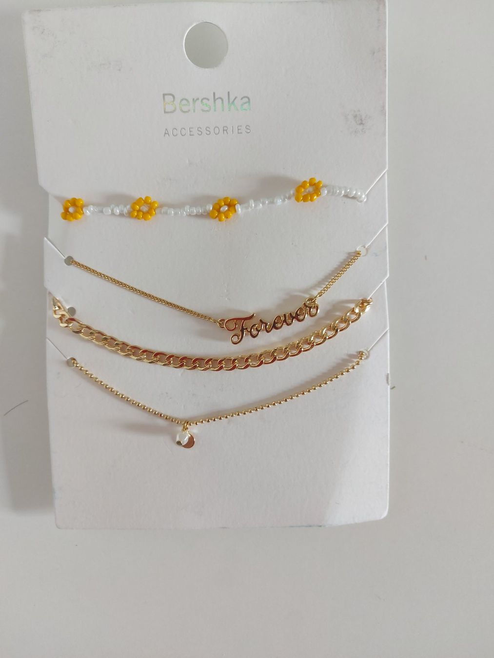 Catenine: Lot de colliers Bershka dorés – Nuovo e nell'imballaggio originale da Le Mont-Pèlerin venduto da jux_x96b